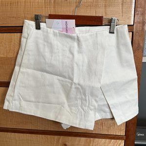 NWT White Asymmetrical Skort